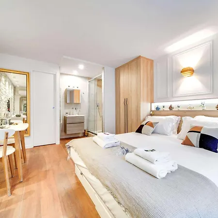 Apartment Historical In The Heart Of - 2 Paris